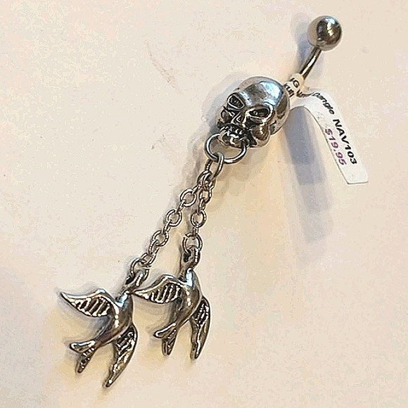 🇨🇦 Skull & Dove Naval Bar - Picture 2 of 4